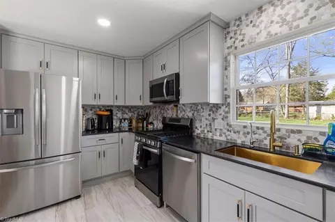 Kitchen - 321 Cheryl Ave, Durham, NC 27712 photo 3 of 3