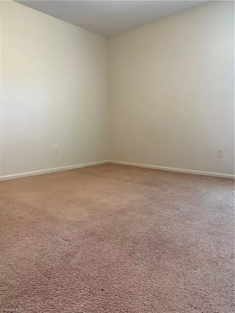 Bedroom - 224 Northpoint Ave #E, High Point, NC 27262 photo 2 of 4