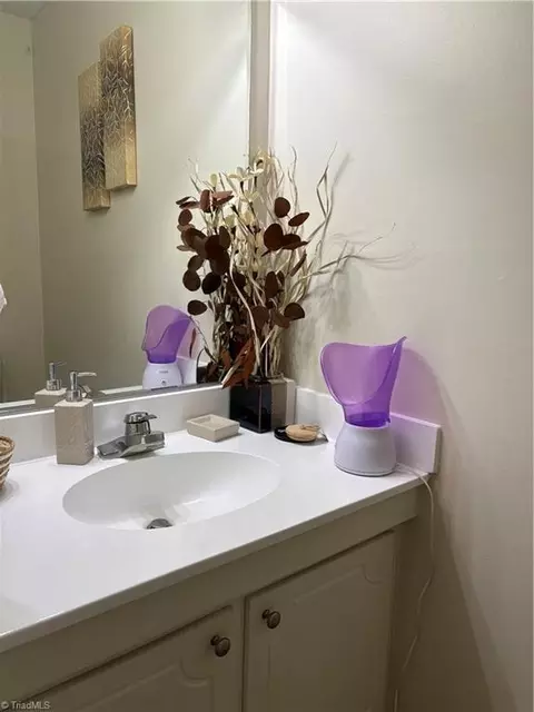 Bath - 224 Northpoint Ave #E, High Point, NC 27262 photo 1 of 2