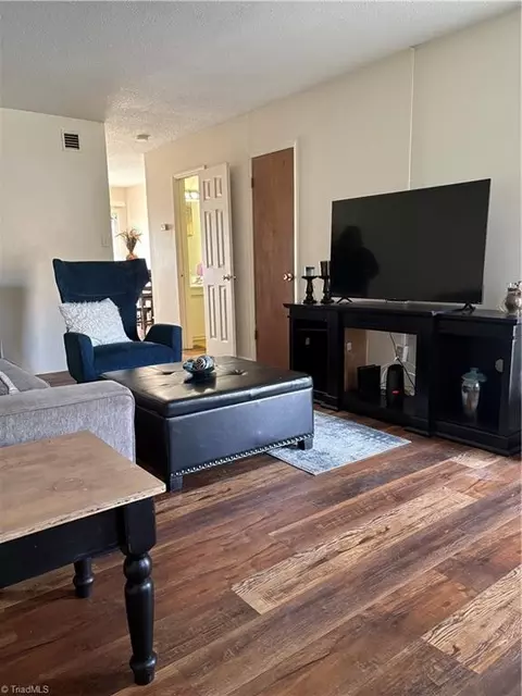 Living - 224 Northpoint Ave #E, High Point, NC 27262 photo 1 of 2