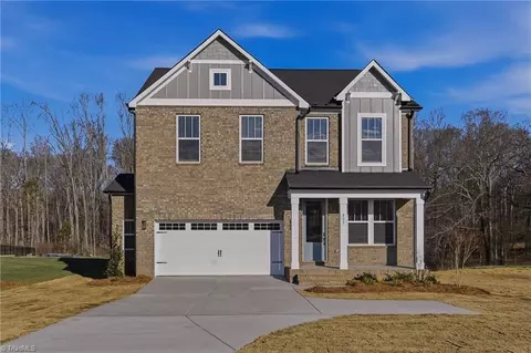 851 Gumtree Rd #1027, Winston Salem, NC 27107
