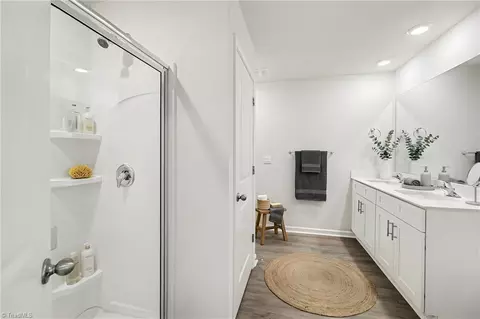 Bath - 5679 Carrington Ct, Trinity, NC 27370 photo 1 of 2