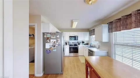 101 Brightleaf Ct, Archdale, NC 27263 photo 8