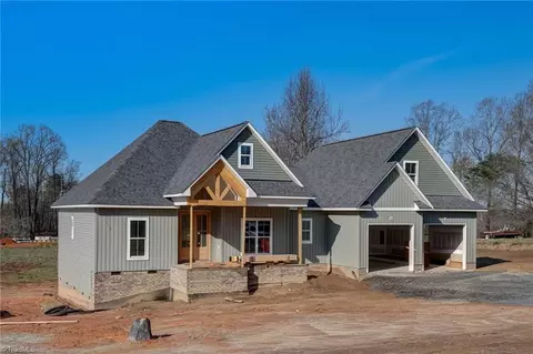 2214 Baker Crossroad Rd, Reidsville, NC 27320