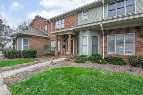 351 Cherry St S, Kernersville, NC 27284