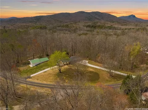 435 Seven Island Rd, Danbury, NC 27016