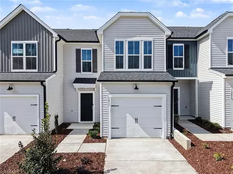 1411 Allegheny River St, Greensboro, NC 27405