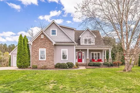 193 Windward Dr, Stokesdale, NC 27357