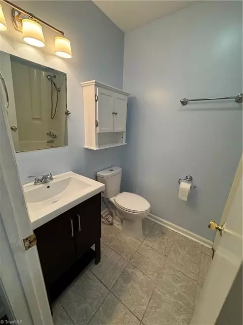 Bath - 106 Meta Ct, King, NC 27021 photo 1 of 3