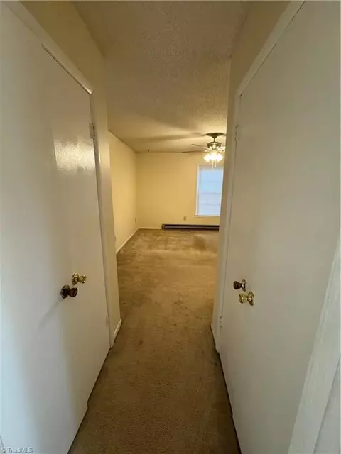 Entry Way - 106 Meta Ct, King, NC 27021 photo 3 of 3