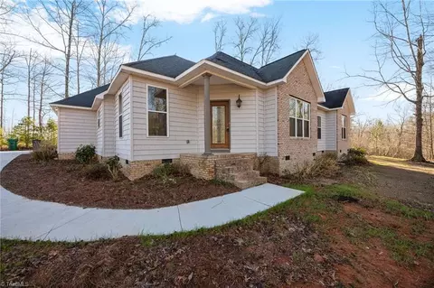 752 Conrad Hill Mine Rd, Lexington, NC 27292