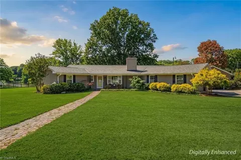 4056 Beaver Brook Rd, Clemmons, NC 27012