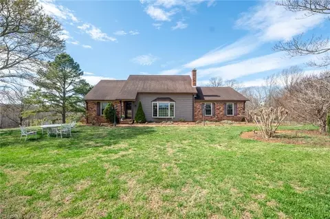 1924 Buck Shoals Rd, Hamptonville, NC 27020
