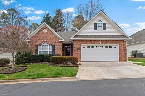 132 Sterling Point Ct, Winston Salem, NC 27104