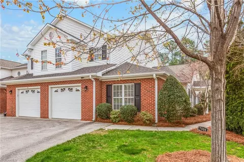 7508 Riverside Ct, Clemmons, NC 27012