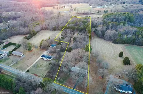 3180 Williston Rd, Walkertown, NC 27051