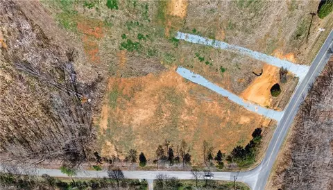 lot Apt 1 Thayer Rd, Trinity, NC 27370