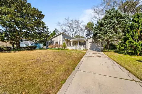 6014 Shearwater Dr, Fayetteville, NC 28304