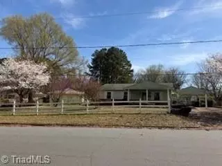 3025 Apollo Dr, Winston Salem, NC 27101
