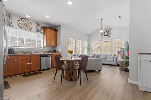 3047 Canterbury Park Dr, Winston Salem, NC 27127