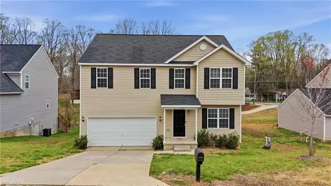 1715 Ransom Trace Ct, Winston Salem, NC 27106