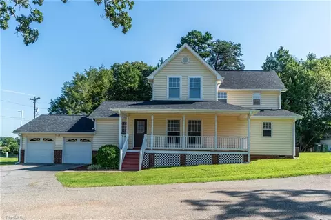 101 Windsor Gate Ct, Winston Salem, NC 27104