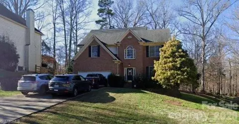 8010 Painted Pony Ct, Charlotte, NC 28269