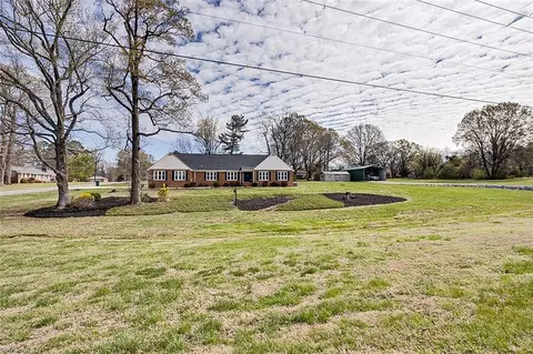 4701 Liberty Rd, Greensboro, NC 27406