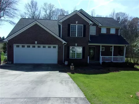 220 Alison Ln, Archdale, NC 27263