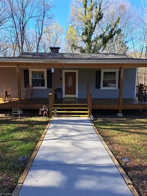 804 A Whitsett Ave, Gibsonville, NC 27249