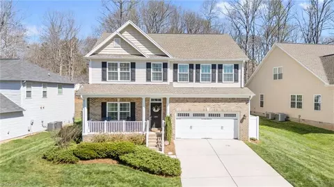 3867 Stafford Run Ct, High Point, NC 27265