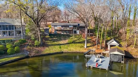 122 Mallard Pt, Mount Gilead, NC 27306