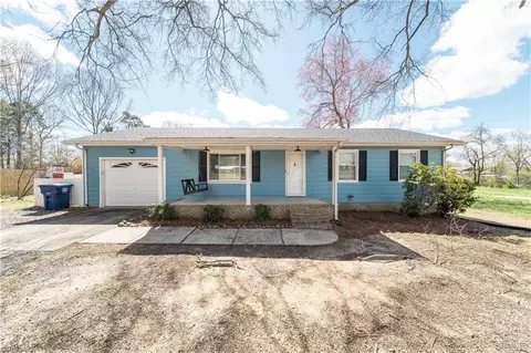 4330 Glenford Dr, Winston Salem, NC 27107