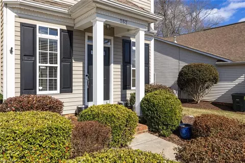 252 Brooks Landing Dr, Winston Salem, NC 27106