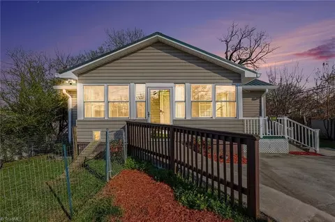 997 Robbins Cir, Lexington, NC 27292