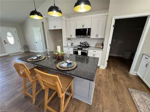 Kitchen - 586 Culler Rd, Pinnacle, NC 27043 photo 7 of 7