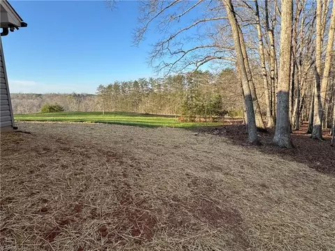 Exterior - 586 Culler Rd, Pinnacle, NC 27043 photo 7 of 9