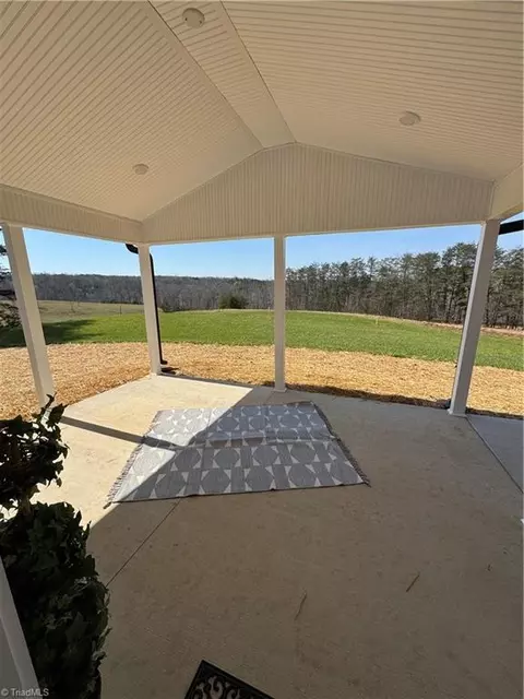 Exterior - 586 Culler Rd, Pinnacle, NC 27043 photo 8 of 9