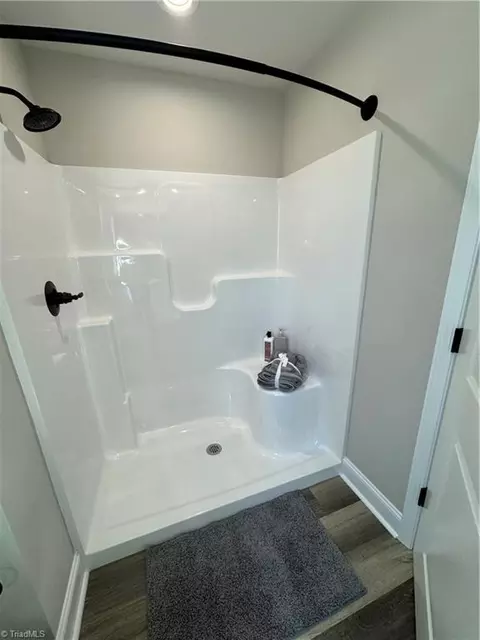 Bath - 586 Culler Rd, Pinnacle, NC 27043 photo 2 of 3