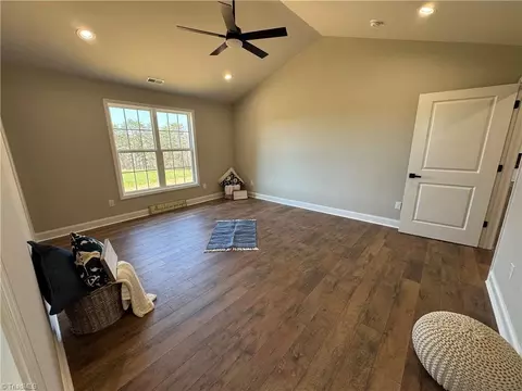Bedroom - 586 Culler Rd, Pinnacle, NC 27043 photo 3 of 4