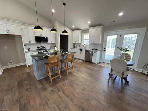 Kitchen - 586 Culler Rd, Pinnacle, NC 27043 photo 6 of 7