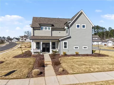 3922 Lundin Dr, Greensboro, NC 27407