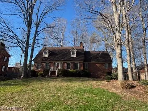 1725 Huntington Woods Ct, Winston Salem, NC 27103