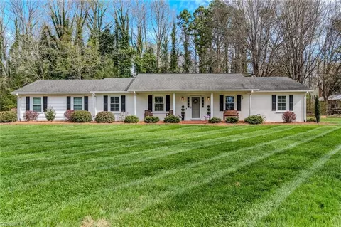 1620 Underpass Rd, Advance, NC 27006