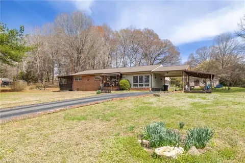 Other - 918 Hampton St, Eden, NC 27288 photo 2 of 8