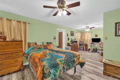 Bedroom - 918 Hampton St, Eden, NC 27288 photo 1 of 2