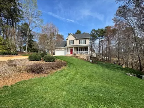 8706 M G Trl, Stokesdale, NC 27357