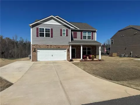 3724 Millennium Dr, Greensboro, NC 27455