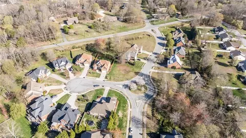 4041 Payne Rd, High Point, NC 27265 photo 2