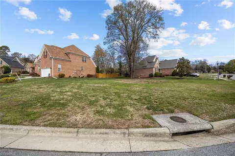 4041 Payne Rd, High Point, NC 27265 photo 3